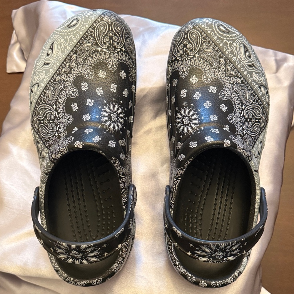 CROCS Paisley Patterned Mules in Black and White
